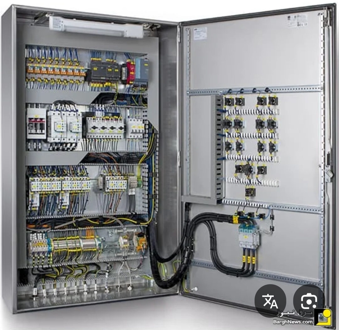 تصویر دسته‌بندی تجهیزات تابلو برق صنعتی شامل کلید، فیوز و کنتاکتور